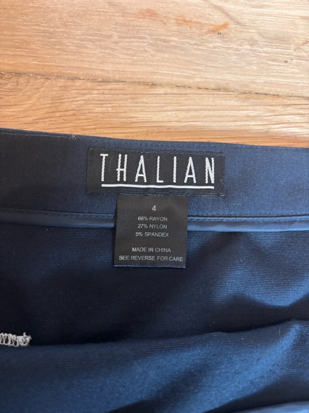 Thalian Black Pencil Skirt Size 4 Career Stretch Minimalist Office Classic - Picture 2 of 3